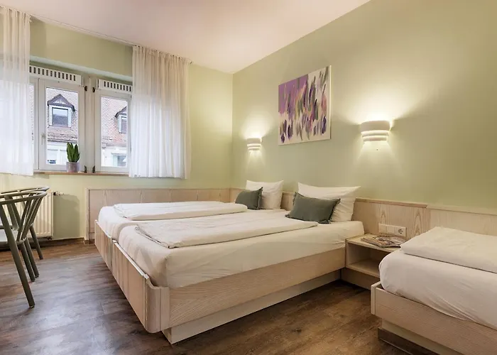Hotel Kunterbunt In Wuerzburger Innenstadt