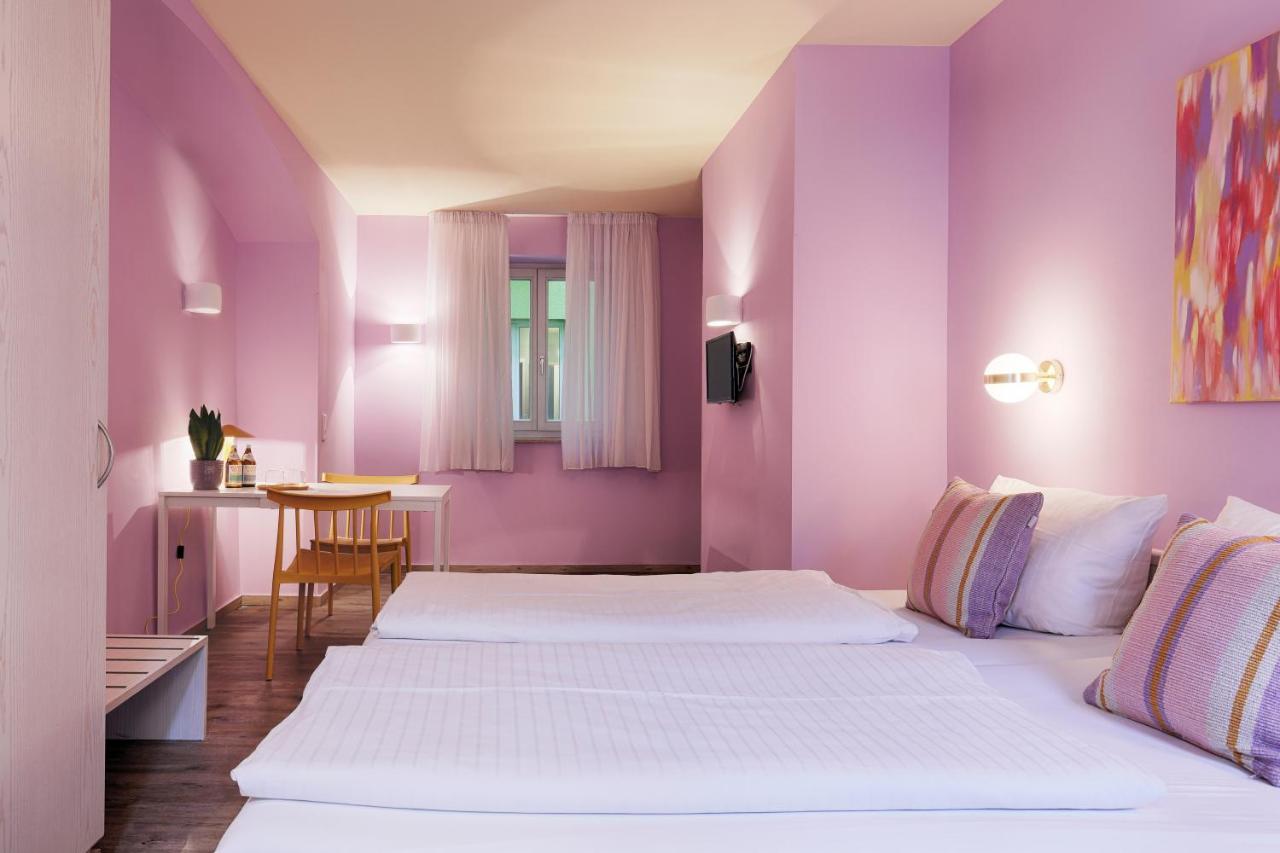 Kunterbunt In Wuerzburger Innenstadt Hotel