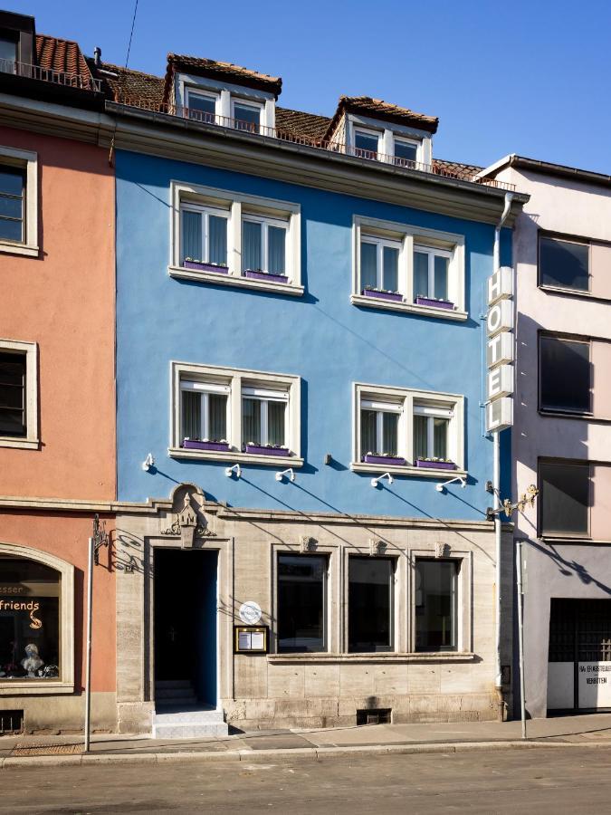 Kunterbunt In Wuerzburger Innenstadt Hotel 3*